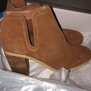 Maurices bootie size 11